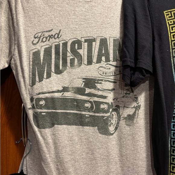 Bundle of Graphic Tees - Picture 5 of 7